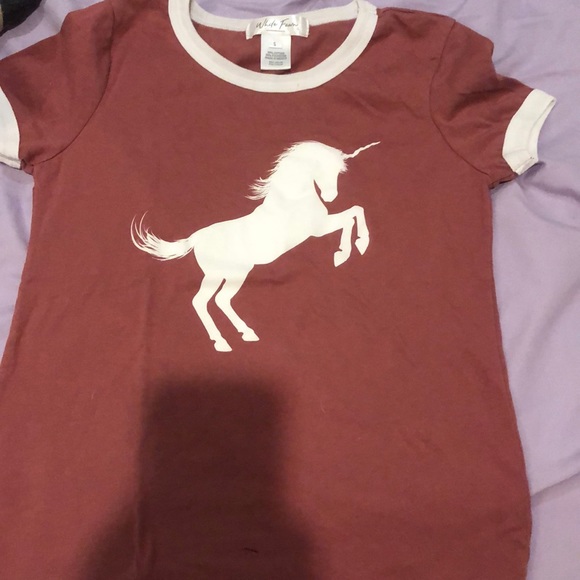 White Fawn T-Shirt - Picture 1 of 3